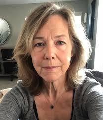 Gloria Padin's Instagram, Twitter & Facebook