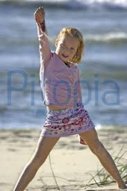 Das mädchen am strand (2020). Bildagentur Pitopia Bilddetails Madchen Am Strand Jurgen Reichert Bild 17354 Madchen Strand Sand Meer Cool Spiel Pose Urlaub Pink Rosa