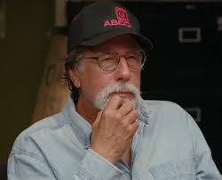 Hvor mye koster det å få Rick til å bruke hatten din? : r/OakIsland