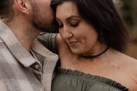 Which crop version looks best for a tree photo?