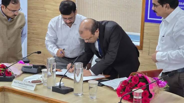 क्रिटिकल मिनरल्स रिसर्च को मिलेगी नई रफ्तार : सीएमडीसी और जेएनएआरडीडीसी के बीच हुआ एमओयू - Haribhoomi