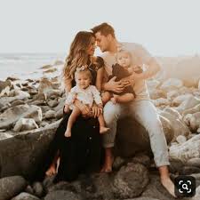 Senior pictures at fort myers beach | fort myers senior pictures photographer. 27 Creative Family Photo Ideas To Melt Your Heart Fancy Ideas About Everything