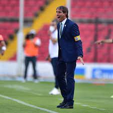 © cesar pauli (mexsport) guillermo almada: Los Aficionados De Santos Laguna Se Rinden A Los Pies De Guillermo Almada Luego De La Victoria Ante Toluca Strikers Mexico Cracks