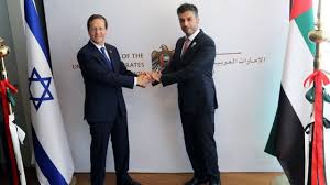 Jul 01, 2021 · أما بالنسبة للمنامة، فقد أعلنت البحرين، الثلاثاء، تعيين سفير لها لدى إسرائيل. Ø³ÙØ§Ø±Ø© Ø§Ù„Ø¥Ù…Ø§Ø±Ø§Øª ÙÙŠ Ø¥Ø³Ø±Ø§Ø¦ÙŠÙ„ Øª ÙØªØªØ­ Ø±Ø³Ù…ÙŠØ§ ÙÙŠ Ù…Ø¨Ù†Ù‰ Ø¨ÙˆØ±ØµØ© ØªÙ„ Ø£Ø¨ÙŠØ¨ Bbc News Ø¹Ø±Ø¨ÙŠ
