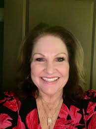 Just in case ya'll forgot I'm a REALTOR!