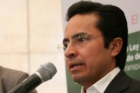 Eruviel repartió notarías a puro cuate de PRI, PAN, PVEM y PRD; pero un  abogado ya lo echó para atrás