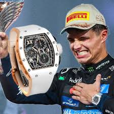 Meet Reuben Singh, the Sikh Billionaire from UK, who likes to match his  turban to his Rolls Royce cars