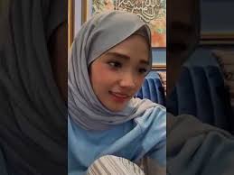 Izzar anwari comel betul, bijak dan pandai berlakon? Nazeera Ig Mp4 3gp Flv Mp3 Video Indir