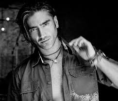 ¡ya puedes ver la nueva temporada de yo soy 2019 en nuestro canal! Alejandro Fernandez Presenta Tienes Que Entender Una Balada Romantica