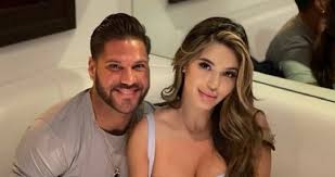 The original cast member, who appeared on seasons 1. Who Is Ronnie From Jersey Shore Dating He Just Got Engaged