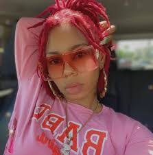 Tiffany Wilkes's Instagram, Twitter & Facebook