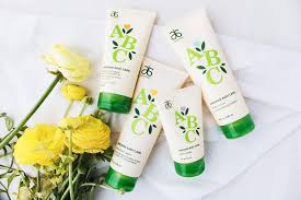 Arbonne Australia New Zealand To Give Our Babies The Very Best Our Arbonne Baby Care Products Are Clinically Tested For Daily Use On Sensitive Skin And Formulated With Plant Based Ingredients