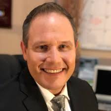 Recently, I've seen many friends, colleagues, and others share the dreaded  'looking for a new role' post after an unexpected job loss.