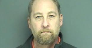 Anniston man charged, again, after deputies seize gambling machines, drug  products