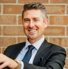 5700 Faircastle Dr, Troy, MI 48098