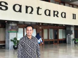 Ari wibowo lalu bicara soal pilihan hingga penanganan banjir. Ari Wibowo Resmi Daftar Balon Ketum Pbsi Republika Online