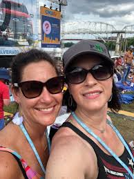 Aimee Powley's Instagram, Twitter & Facebook