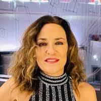 Denise Ewart's Instagram, Twitter & Facebook