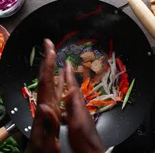 Migos perform stir fry & narcos on 'saturday night live'. Migos Cooked Up Some Stir Fry With Tasty Because That Only Made Sense