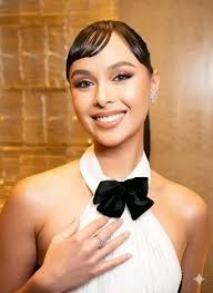 Janice de Belen dinner with her four children💜✨ Inah, Moira, Kaila & Yuan😍