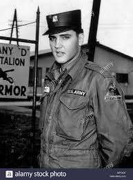 ELVIS PRESLEY IN THE ARMY SINGER &amp; ACTOR (1958 Stock Photo - Alamy