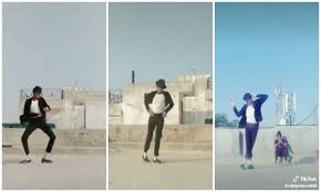 Please one name for me patel. Tiktok User Wows Amitabh Bachchan Hrithik Roshan With His Dance Moves