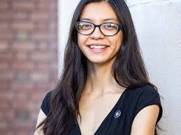 Jennifer Mydosh's Instagram, Twitter & Facebook