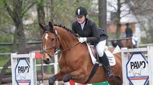 Pour pouvoir rejoindre la jeep elite, ils devront s'imposer en terre nantaises à l'occasion de la dernière journée de championnat. Annika Kersting Schnell Bei Reitturnier In Werl Lokalsport