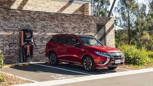 New Version Of Mitsubishi Outlander Plug In Hybrid Includes Two Way Charging