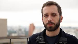 Ativista gay Todd Tomorrow declara ser portador de ELA