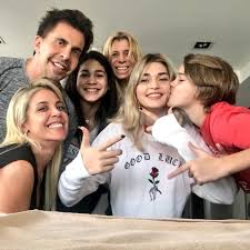 Toda la actualidad sobre marta fort está en el doce.tv. Miami Sexo Lujos Amor Y Bulliyng Las 100 Preguntas Que Respondieron Felipe Y Marta Fort Big Bang News