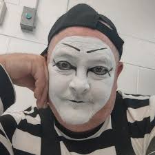 Tom The Mime #seaworldmime #funny #seaworld #seaworldorlando #SeaWorld  #trend #mime #funny #usa #shorts #funnymemes