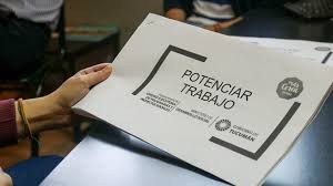El cliente podrá actualizar sus datos en los puntos de atención al cliente de la matriz y agencias, o llamando al centro de contacto telefónico desde cuenca al número 136 o al 07 4135. El Lunes Comienza La Actualizacion De Datos A Titulares Del Potenciar Trabajo Comunicacion Tucuman