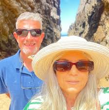 Musical box family of bears skating. I am\ in caldwell , my crossroads are  linden and montana ..cash only please