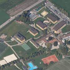 Institut le rosey ,established in 1880, is the oldest private. Institut Le Rosey In Rolle Switzerland Google Maps