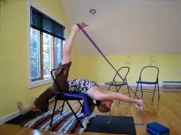 Pin On Chair Yoga Fitness Benefits Silla De Yoga Joga