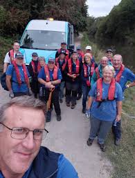 we did the polite thing and ploughed into the reeds