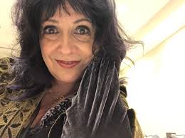 Poetry workshop chaired by Cecilia Woloch