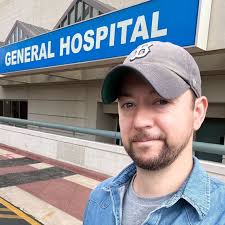 I just LOVE Spinelli.... he is one of my most favorite