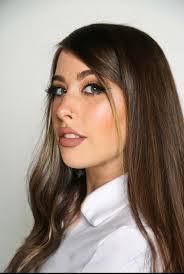 Marissa Graham's Instagram, Twitter & Facebook