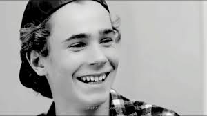See more ideas about isak skam, isak valtersen, aesthetic. Smile Isak Smile Youtube