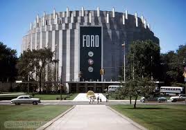 Today In History On This Day In 1962 The Famous Ford Rotunda Stands In Dearborn Michigan For The L Dearborn Building On Fire Circular Buildings