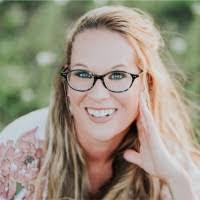 Michelle Ackland's Instagram, Twitter & Facebook