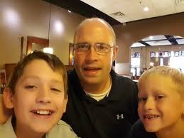 Neil Hatfield (@HatfieldHHS)