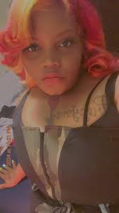 Heyy New to the group 🥰I'm 29. I'm from Mississippi! Looking for friends.  !