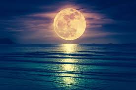 The full moon is also called the direct sun period, because at this time the moon is located from the opposite side of the earth in relation to the sun and solar energy has the maximum impact on the earth. Lunar Eclipse And Full Moon To Put On A Sky Show July 4 Weekend Will N J Get A View Nj Com