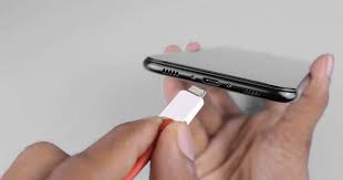 This is the question i ask every time when i purchase a brand new phone. Iphone Battery Life Too Short You Ve Been Charging It Wrong The Whole Pitaka