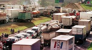 Greve dos caminhoneiros ( 3/9/2018) força caminhoneiros. Greve Dos Caminhoneiros De 99 A 2018 Mesma Pauta Mesmo Ministro Mesma Apatia Sputnik Brasil