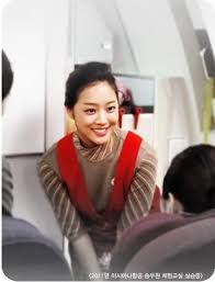 [짤방] 10년전 조보아 승무원 실습시절 - 클리앙