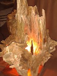 Lampe Aus Holzwurzel Mit Warmen Flackerlicht Holzlampe Holz